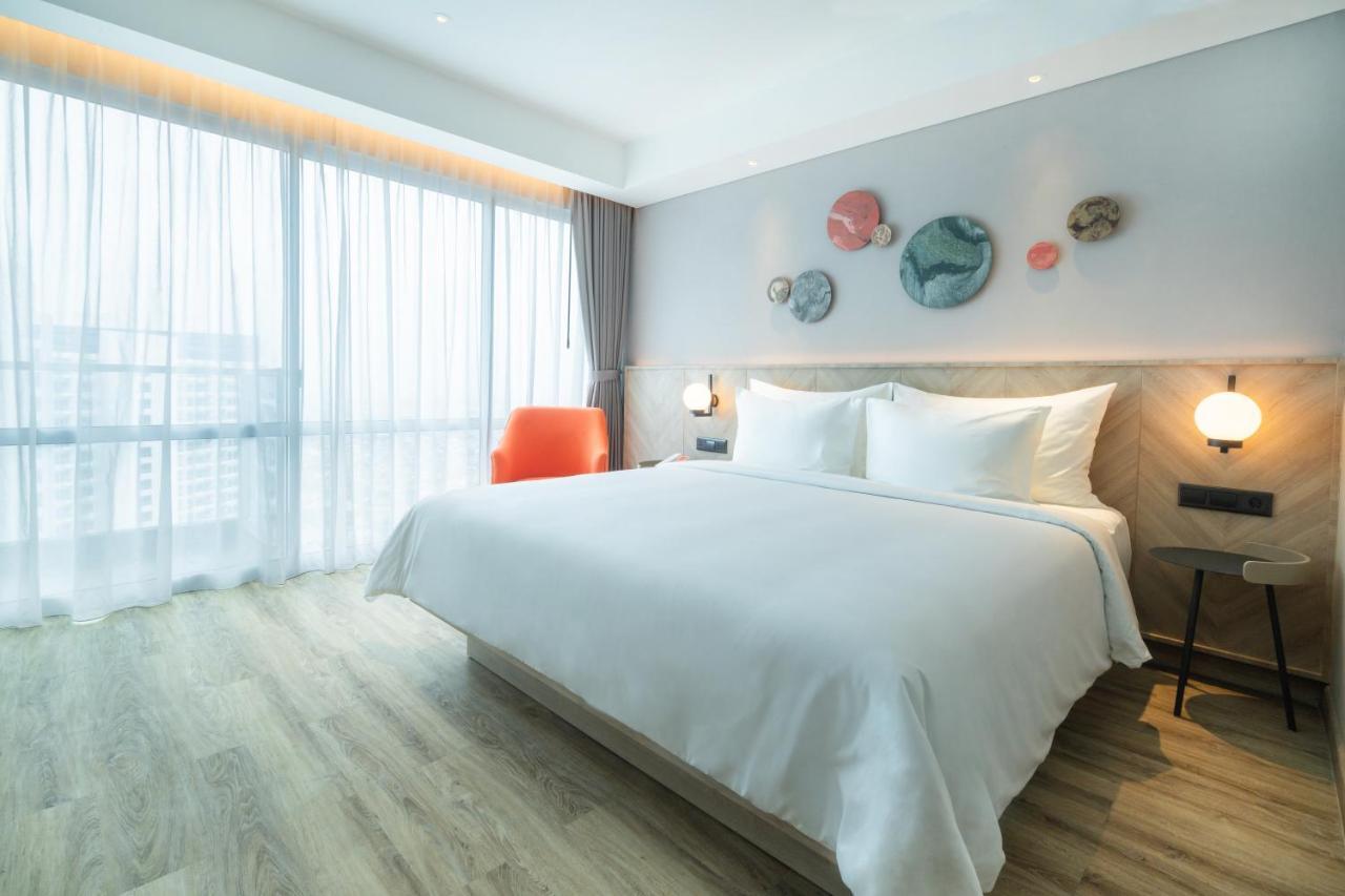 ג'קרטה Harris Suites Puri Mansion מראה חיצוני תמונה