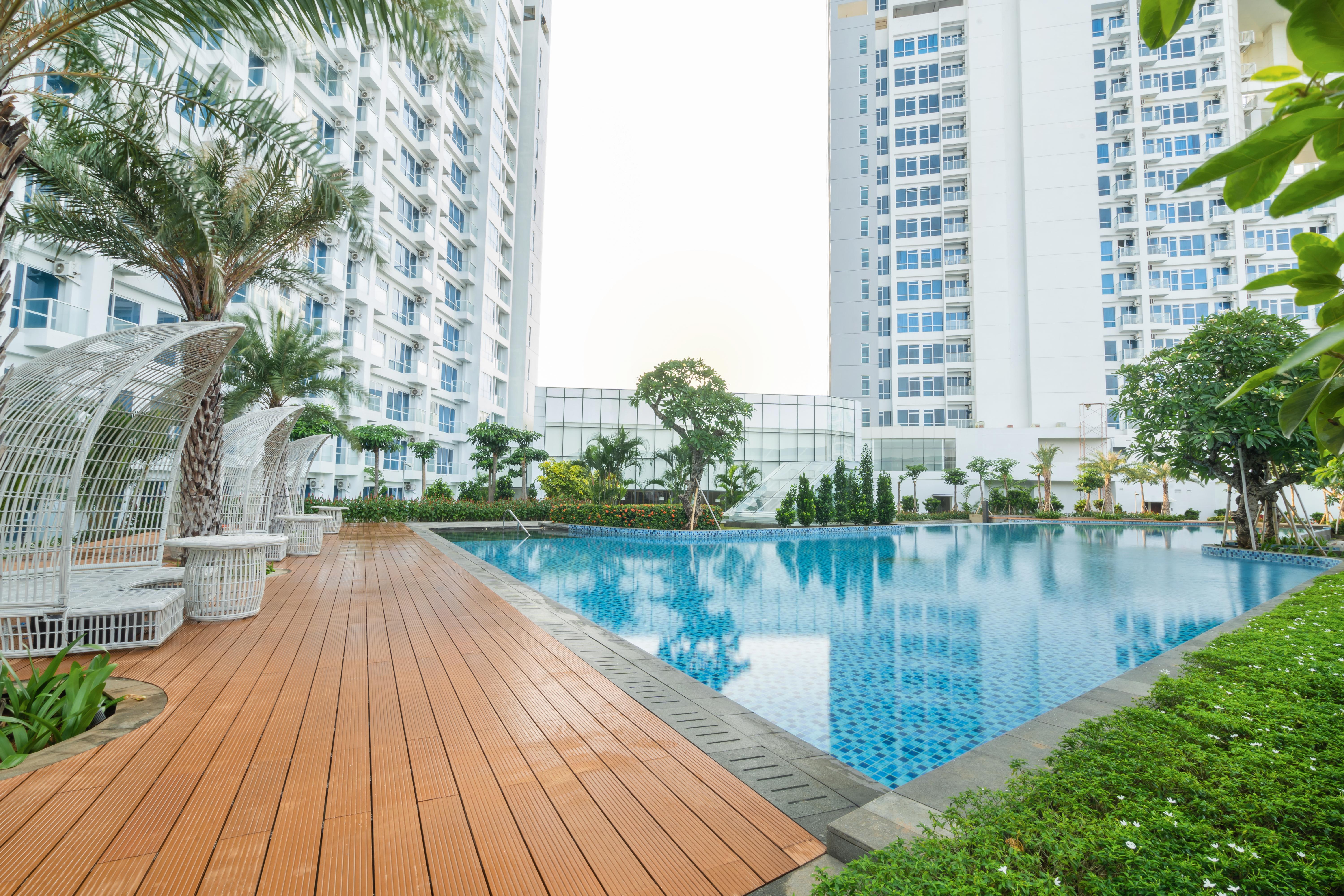 ג'קרטה Harris Suites Puri Mansion מראה חיצוני תמונה