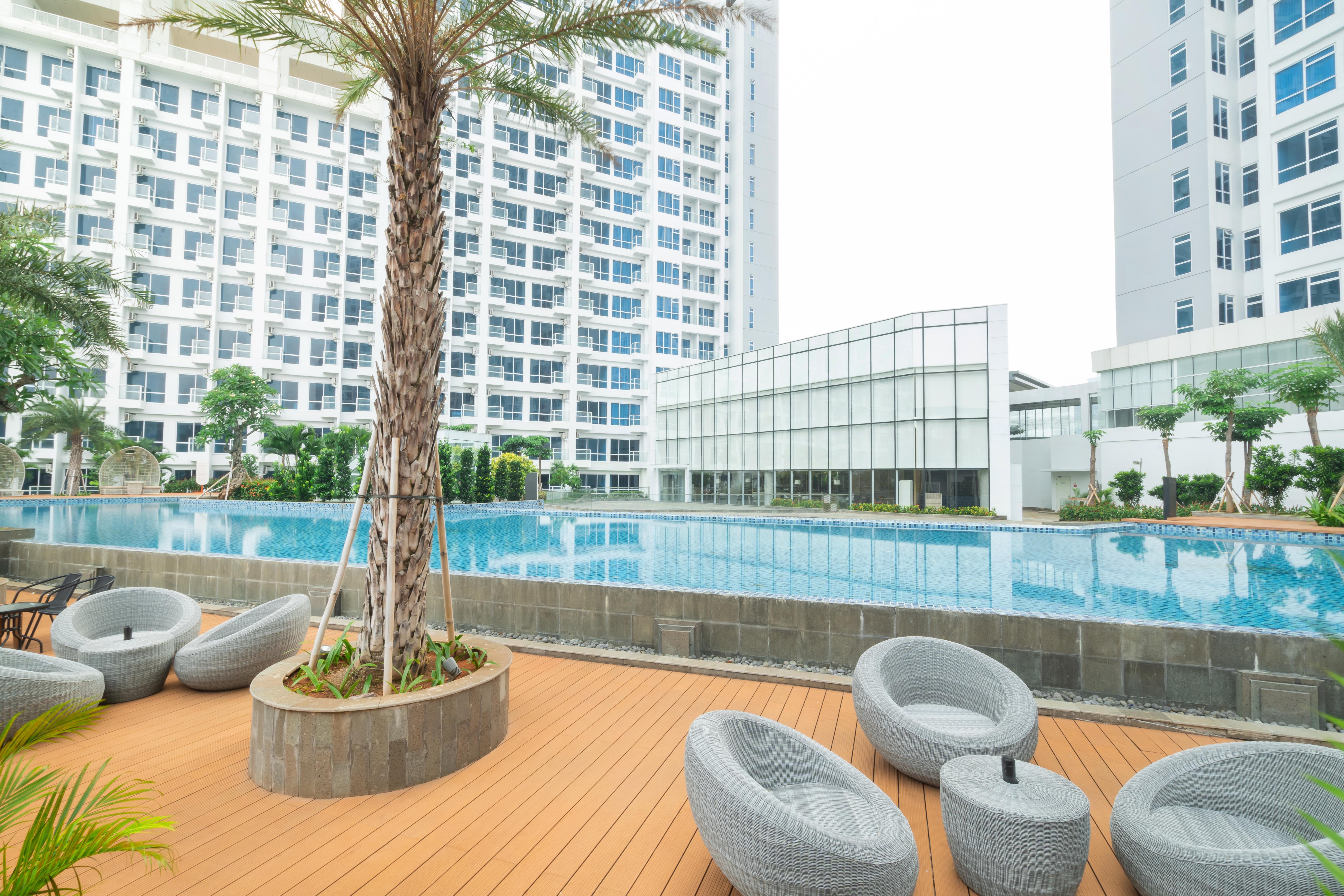 ג'קרטה Harris Suites Puri Mansion מראה חיצוני תמונה
