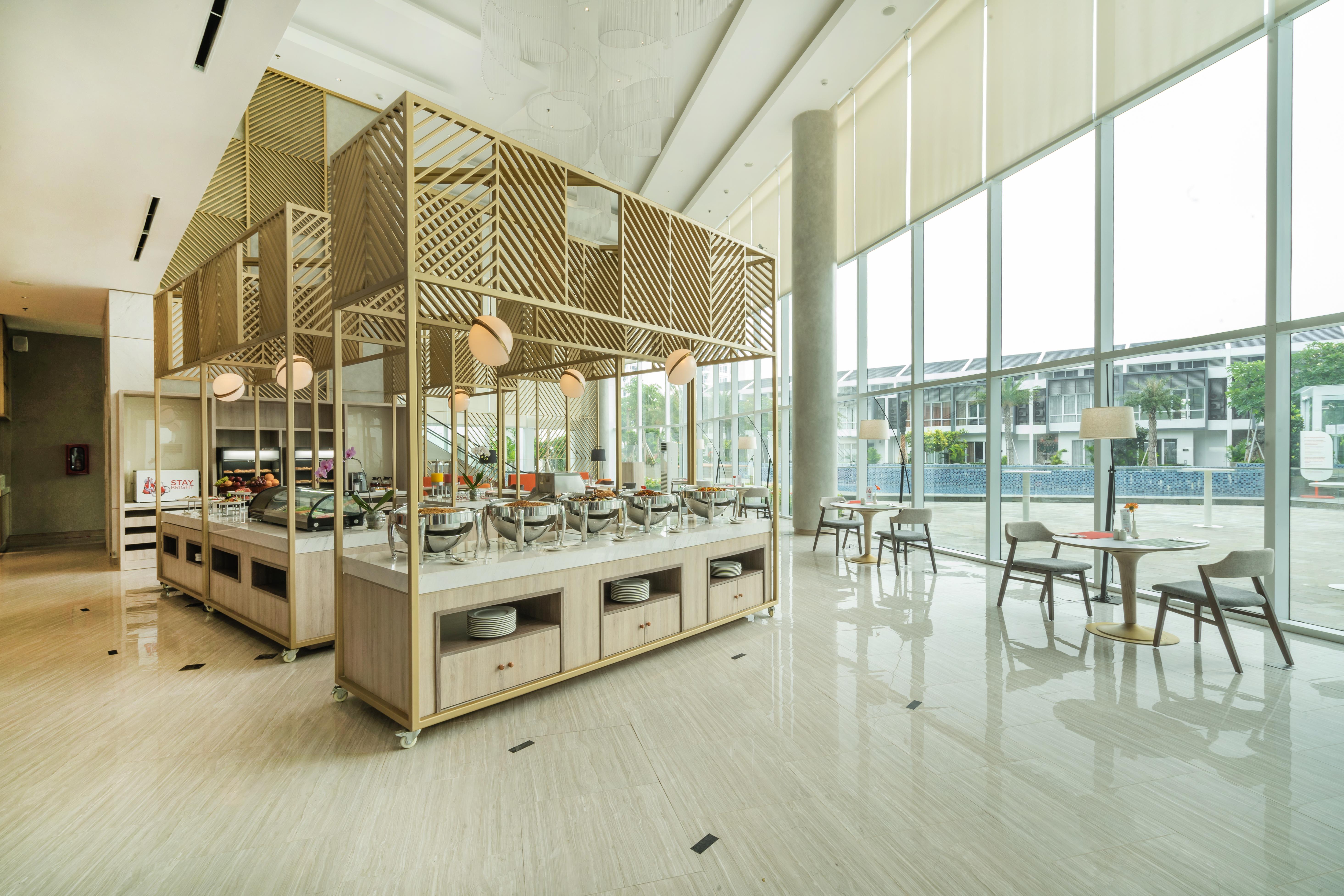 ג'קרטה Harris Suites Puri Mansion מראה חיצוני תמונה